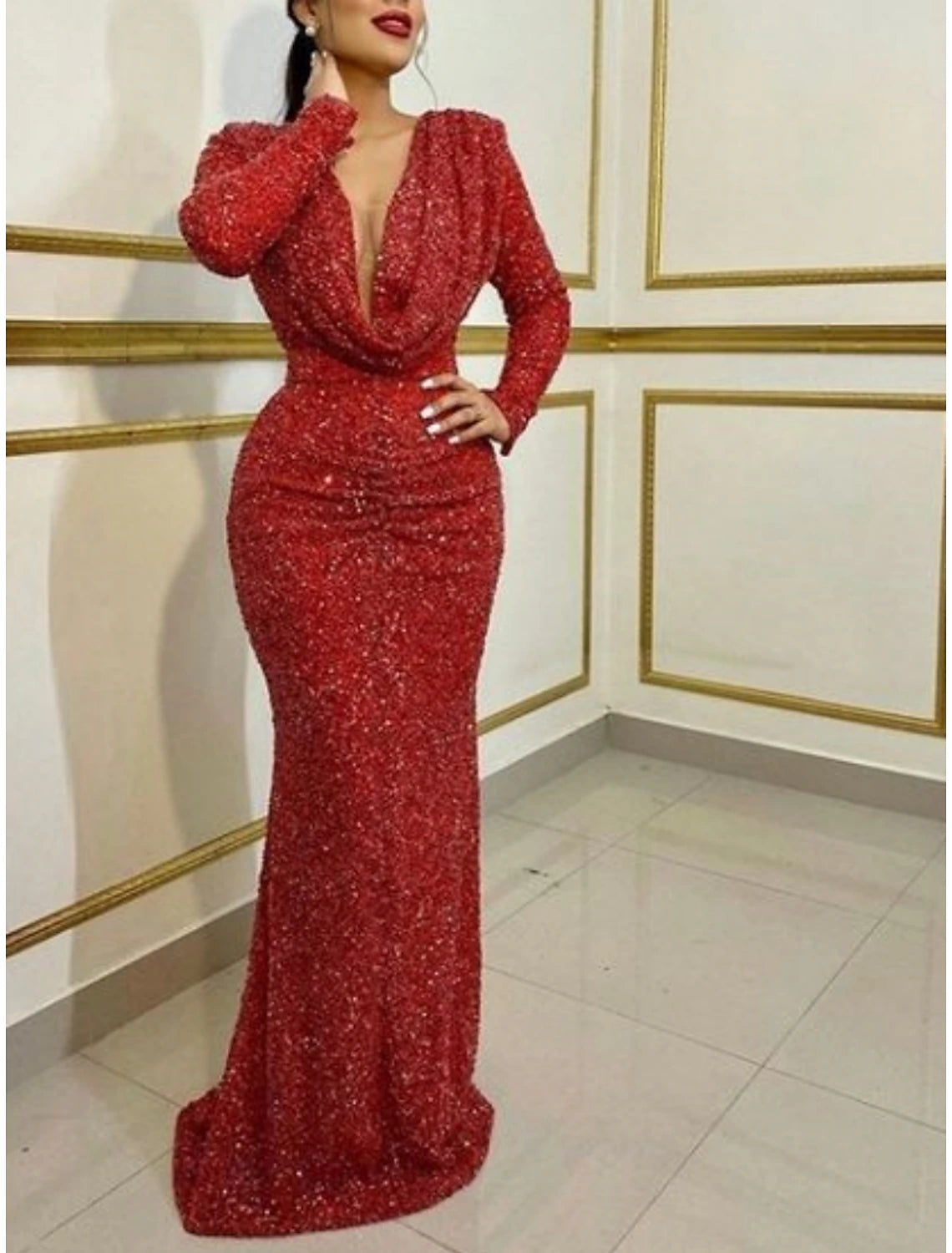 Women's Elegant Outfit Mermaid Dress Evening Gown Elegant Christmas Red Green Dress Formal Sweep / Brush Train Long Sleeve V Neck Sequined with Glitter Pleats