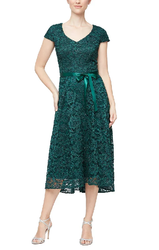 Women's Vintage Garments v - Floral Midi Dress