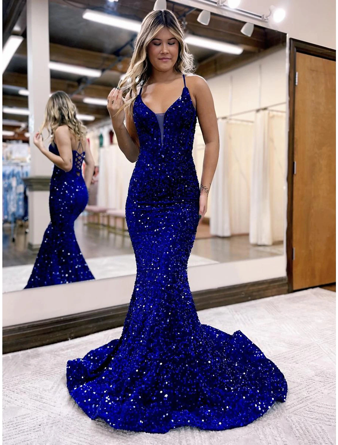 Modern Women's Attire Mermaid / Trumpet Evening Gown Sparkle & Shine Dress Formal Prom Court Train Sleeveless V Neck Sequined Backless with Sequin