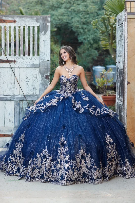 Women's High-Fashion Outfit Embroidered Strapless Layered Ball Gown Quinceanera Dresses Princess Dress