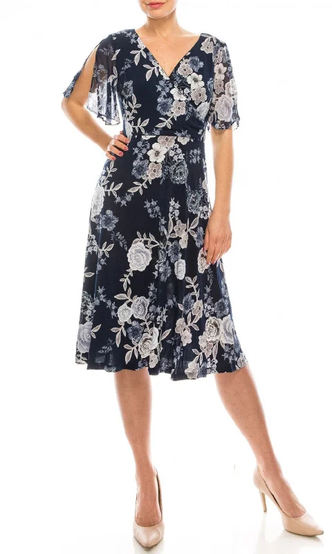 Fashionable Women's Clothing Sandra Darren - 73852SC Floral Chiffon Knee Length Dress