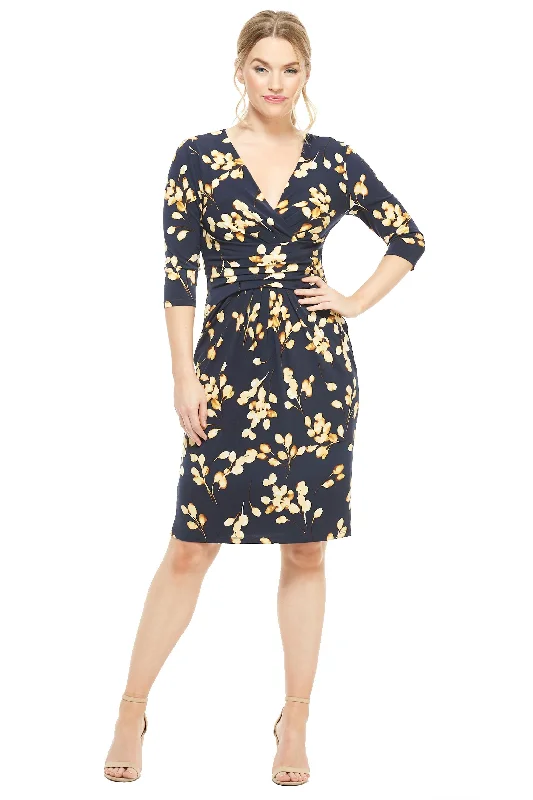 Women's Casual Clothing For Lounging London Times - Floral Print V-Neck Fitted Dress T3866MSC