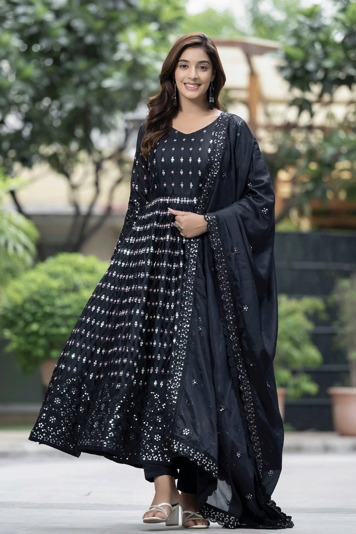 Modern Women's Apparel Silk Fabric Full Pair Black Anarkali Gown With Dupatta For Diwali