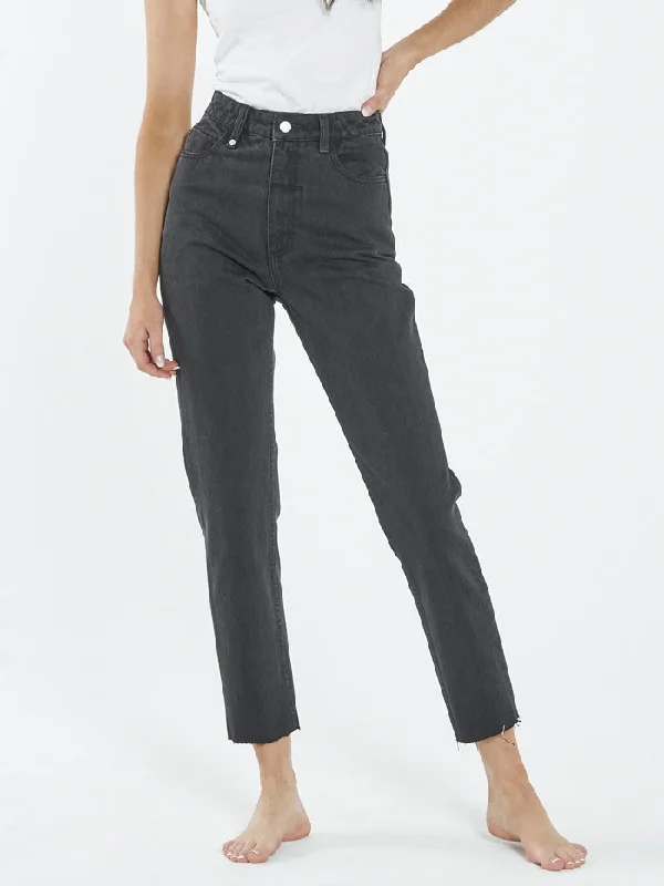 Classic Women's Clothing Styles Casey Slim Jean - Aged Black