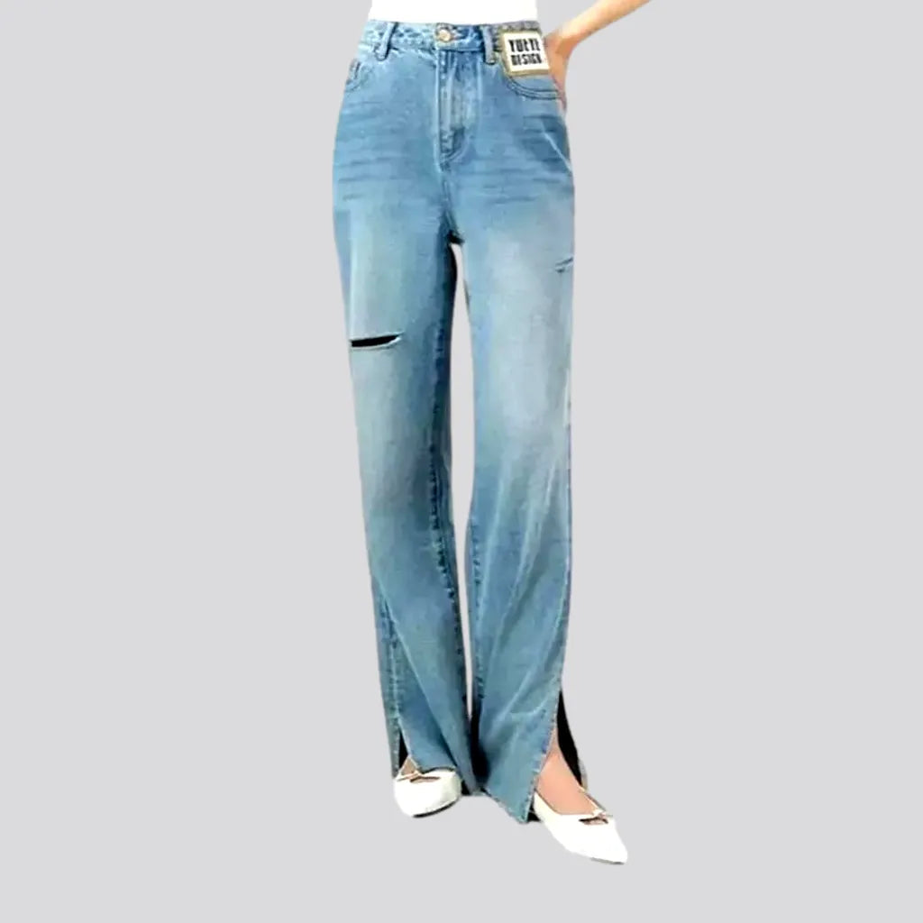 Fashionable Women's Clothing Fashionable wide fit torn women's jeans