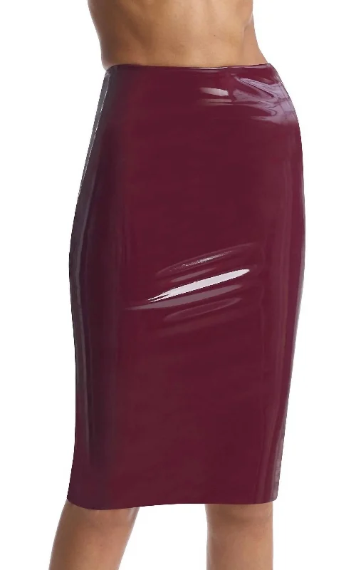 Women's Chic Outerwear Garments Faux Patent Leather Midi Skirt In Burgundy