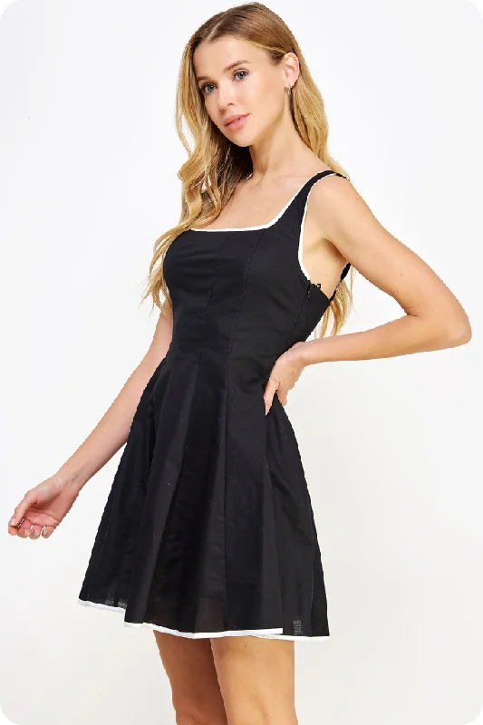 Casual and Comfortable Outfits Ruby Trim Mini Dress in Black