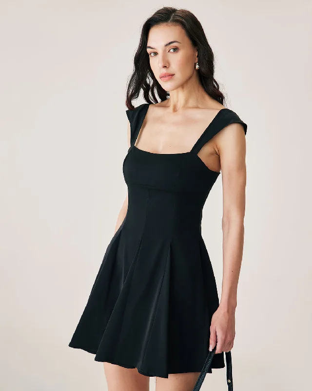 Sustainable Women's Apparel Black Square Neck Pleated Mini Dress