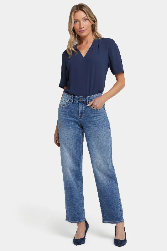 Women Wear Brands Jemma Barrel Jeans - Barcelona Breeze