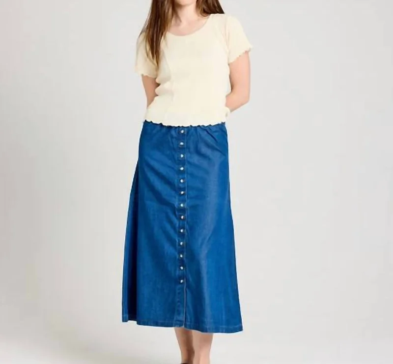 Charming Women's Holiday Apparel Willow Skirt In Chambray