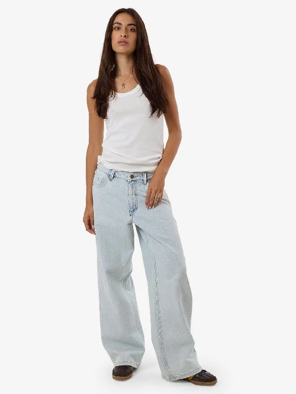 Fashion-Forward Women's Clothing Billie Low Jean - Dirty Fade